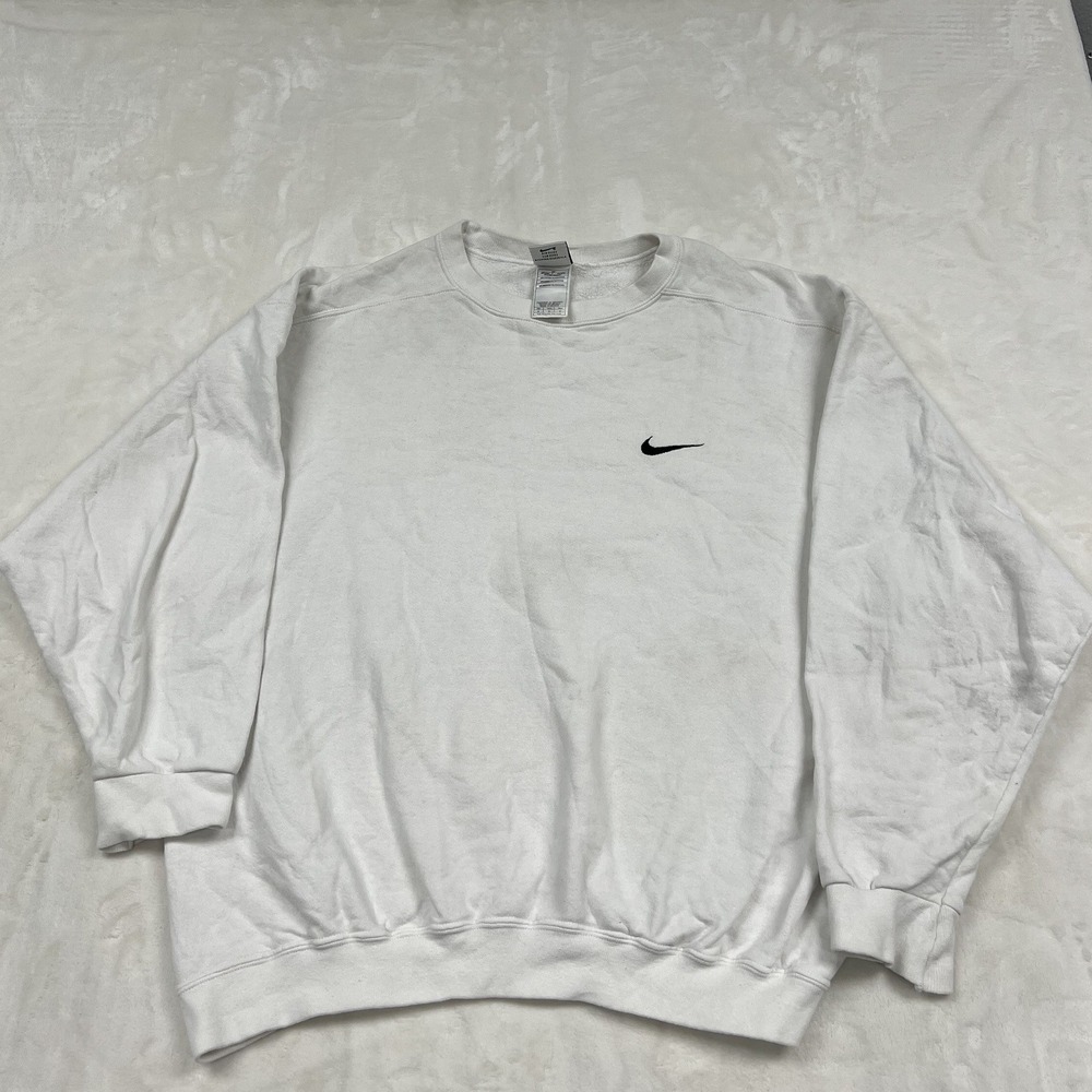 Nike Crewneck Sweatshirt Mens Medium White Embroidered Swoosh Pullover Fleece
